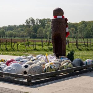 Monument Christmas Truce 1914- 1918