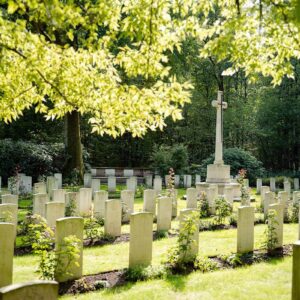 Commonwealth Cemetery Cimetieres Ploegsteert 14-18